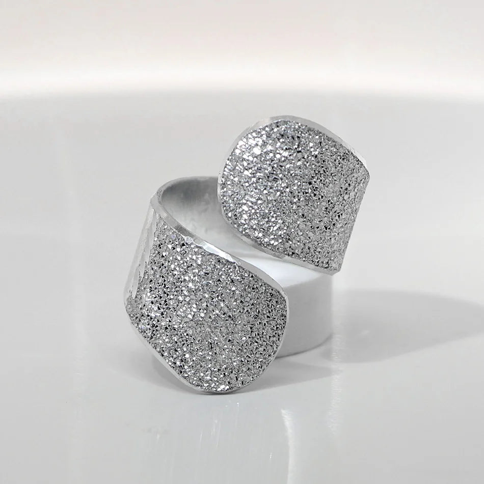 ANELLO IN ALLUMINIO MODERNO