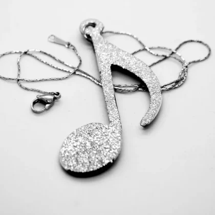 Ciondolo in alluminio Nota Musicale : charm in alluminio inciso | Shadi Bijoux