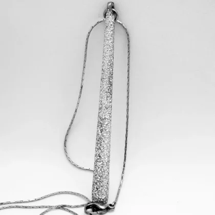 Ciondolo Pendente Affusolato : charm in alluminio inciso | Shadi Bijoux