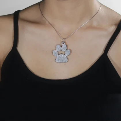 Ciondolo in alluminio Zampetta : charm in alluminio inciso | Shadi Bijoux