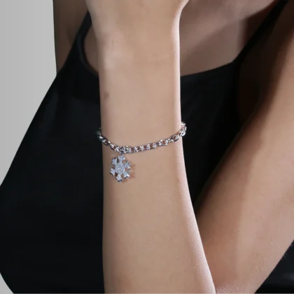 Bracciale charm Fiocco di Neve : fiocco di neve in alluminio inciso su bracciale a catena | Shadi Bijoux