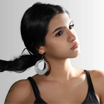 Orecchini in alluminio Cerchio 50 : grandi cerchi luminosi | Shadi Bijoux